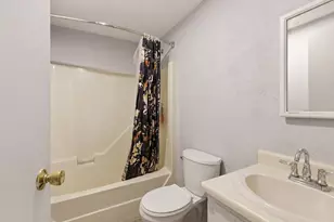 112 Lowell St, Peabody, MA 01960 - Photo 9