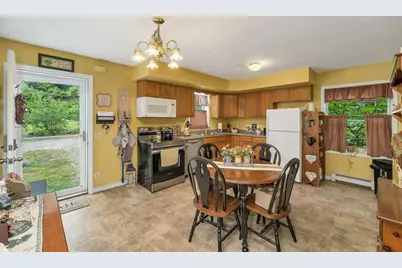 11 Marsha, Alton, NH 03810 - Photo 5