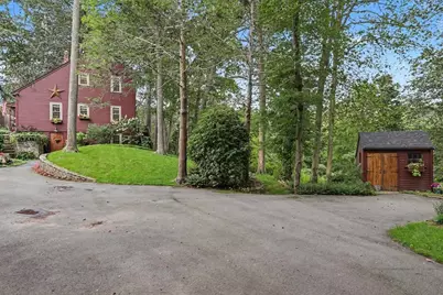 1475 Somerset, Dighton, MA 02715 - Photo 9