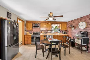 41 Alma St, Lowell, MA 01854 - Photo 5