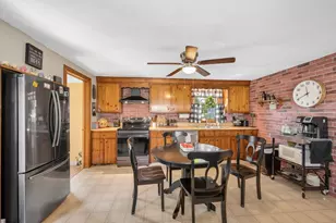 41 Alma St, Lowell, MA 01854 - Photo 5