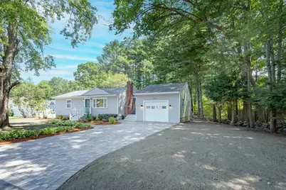 37 Iris, Salem, NH 03079 - Photo 1