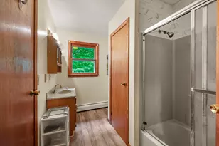 225 Brown St, Pittsfield, MA 01201 - Photo 25