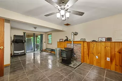 225 Brown St, Pittsfield, MA 01201 - Photo 25