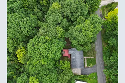 225 Brown St, Pittsfield, MA 01201 - Photo 9