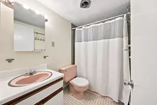 36 Bellvista Rd, Boston, MA 02135 - Photo 15