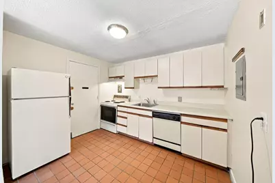 36 Bellvista Rd #48, Boston, MA 02135 - Photo 5