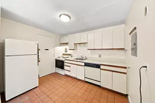 36 Bellvista Rd, Boston, MA 02135 - Photo 5