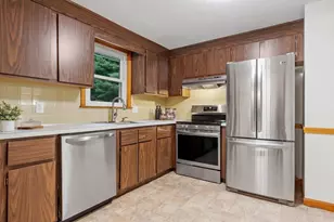 156 Mill St, Burlington, MA 01803 - Photo 15