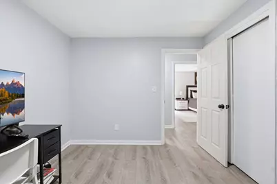 64 Marshall St, Holliston, MA 01746 - Photo 15
