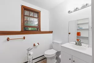 64 Marshall St, Holliston, MA 01746 - Photo 19