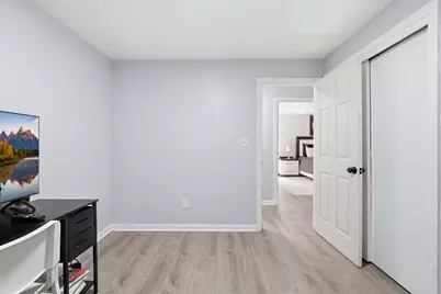 64 Marshall St, Holliston, MA 01746 - Photo 15