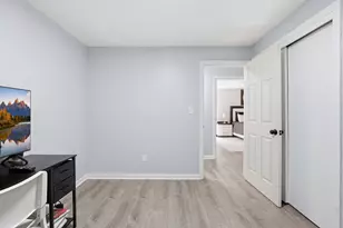 64 Marshall St, Holliston, MA 01746 - Photo 15