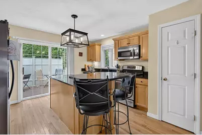 1 Tanglewood Park Dr #1, Haverhill, MA 01830 - Photo 11