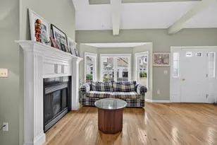 1 Tanglewood Park Dr, Haverhill, MA 01830 - Photo 3