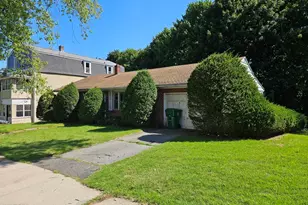 37 Academy St, Chicopee, MA 01013 - Photo 1