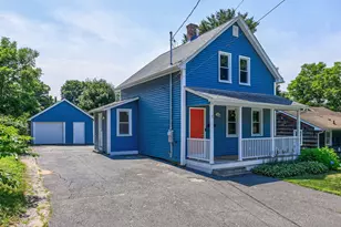 17 Temple St, Palmer, MA 01069 - Photo 1
