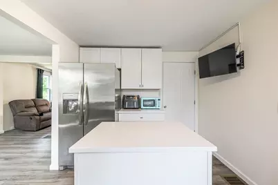 17 Temple St, Palmer, MA 01069 - Photo 15
