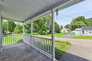 17 Temple St, Palmer, MA 01069 - Photo 9