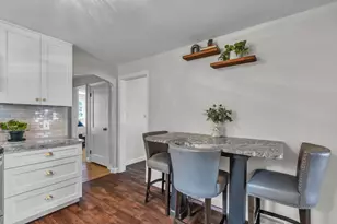 31 Thompson St, East Longmeadow, MA 01028 - Photo 11