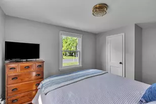 31 Thompson St, East Longmeadow, MA 01028 - Photo 17