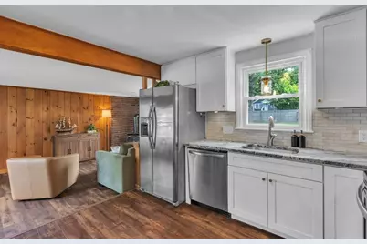 31 Thompson St, East Longmeadow, MA 01028 - Photo 7