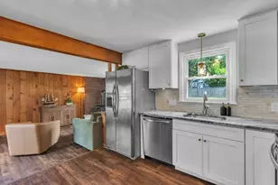 31 Thompson St, East Longmeadow, MA 01028 - Photo 7