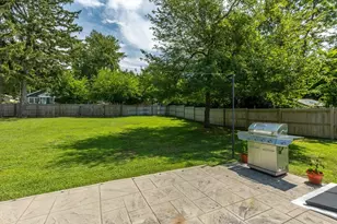 31 Thompson St, East Longmeadow, MA 01028 - Photo 31