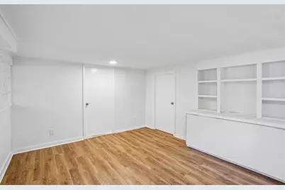 9 Atlantic Ave, North Providence, RI 02904 - Photo 11