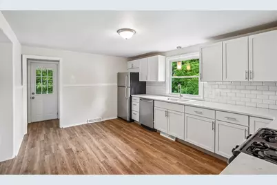 9 Atlantic Ave, North Providence, RI 02904 - Photo 17
