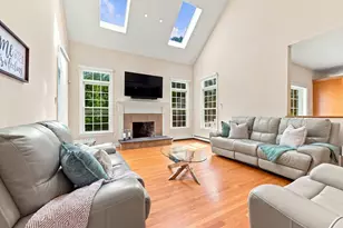 8 Juniper Rd, Upton, MA 01568 - Photo 15