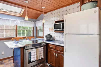 89 Abbott St, Springfield, MA 01118 - Photo 13
