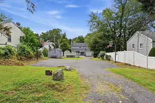 89 Abbott St, Springfield, MA 01118 - Photo 41