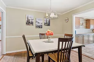 89 Abbott St, Springfield, MA 01118 - Photo 9