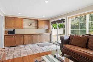 89 Abbott St, Springfield, MA 01118 - Photo 19