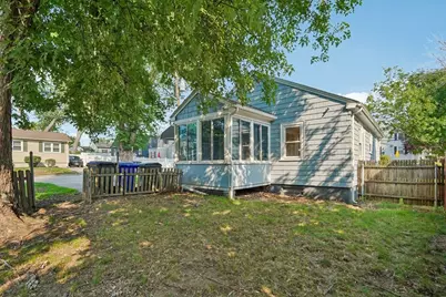 274 Whitford Ave, Providence, RI 02908 - Photo 5