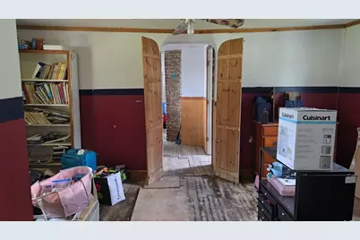 23 Walnut St, Pittsfield, MA 01201 - Photo 3