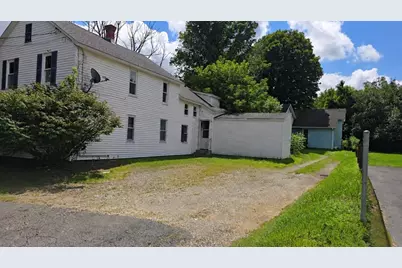 23 Walnut St, Pittsfield, MA 01201 - Photo 1