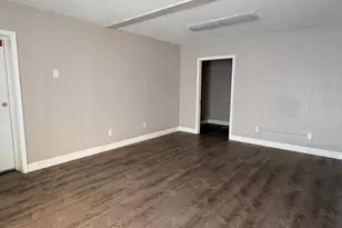 246 Montcalm St, Chicopee, MA 01020 - Photo 15