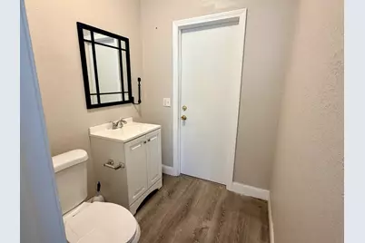 246 Montcalm St. #C, Chicopee, MA 01020 - Photo 19