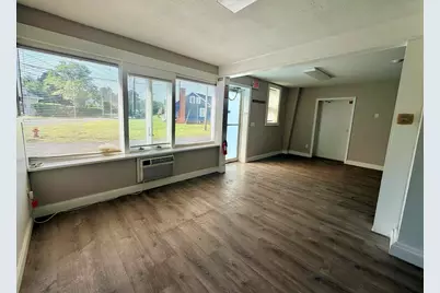 246 Montcalm St. #C, Chicopee, MA 01020 - Photo 9