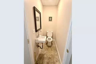 246 Montcalm St. #C, Chicopee, MA 01020 - Photo 25