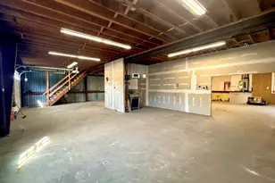 246 Montcalm St, Chicopee, MA 01020 - Photo 21