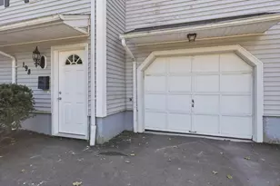 198 Elm St, Marlborough, MA 01752 - Photo 31