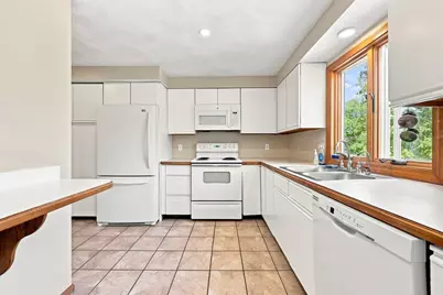 198 Elm Street #198, Marlborough, MA 01752 - Photo 9