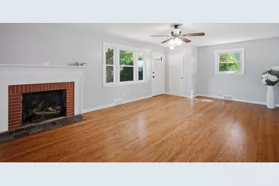 218 Maple St, East Longmeadow, MA 01028 - Photo 11