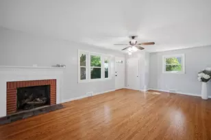 218 Maple St, East Longmeadow, MA 01028 - Photo 11