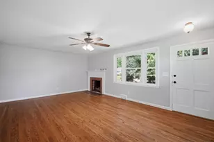 218 Maple St, East Longmeadow, MA 01028 - Photo 9