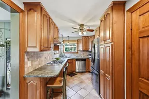 193 Meadow St, Agawam, MA 01001 - Photo 9