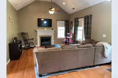 31 Servant Way, Southbridge, MA 01550 - Photo 5